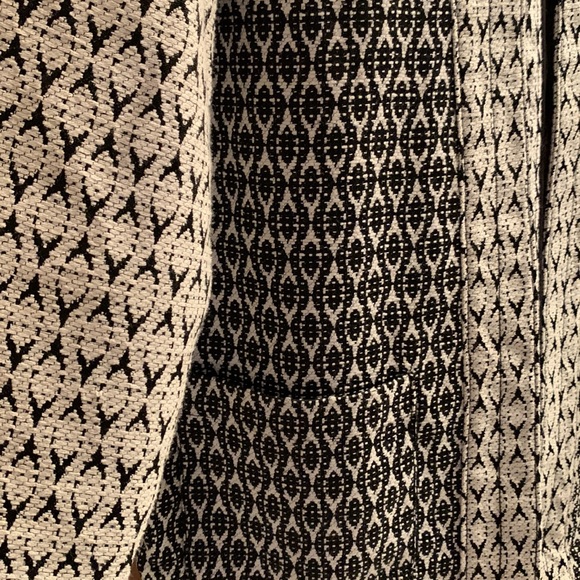 Old Navy blazer- size small - Picture 3 of 7